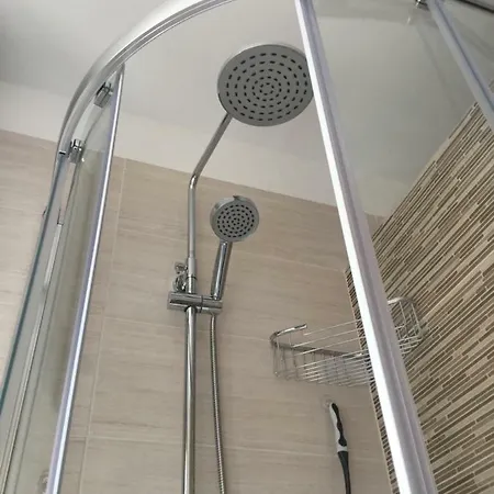 Baric 4412 Apartman *
